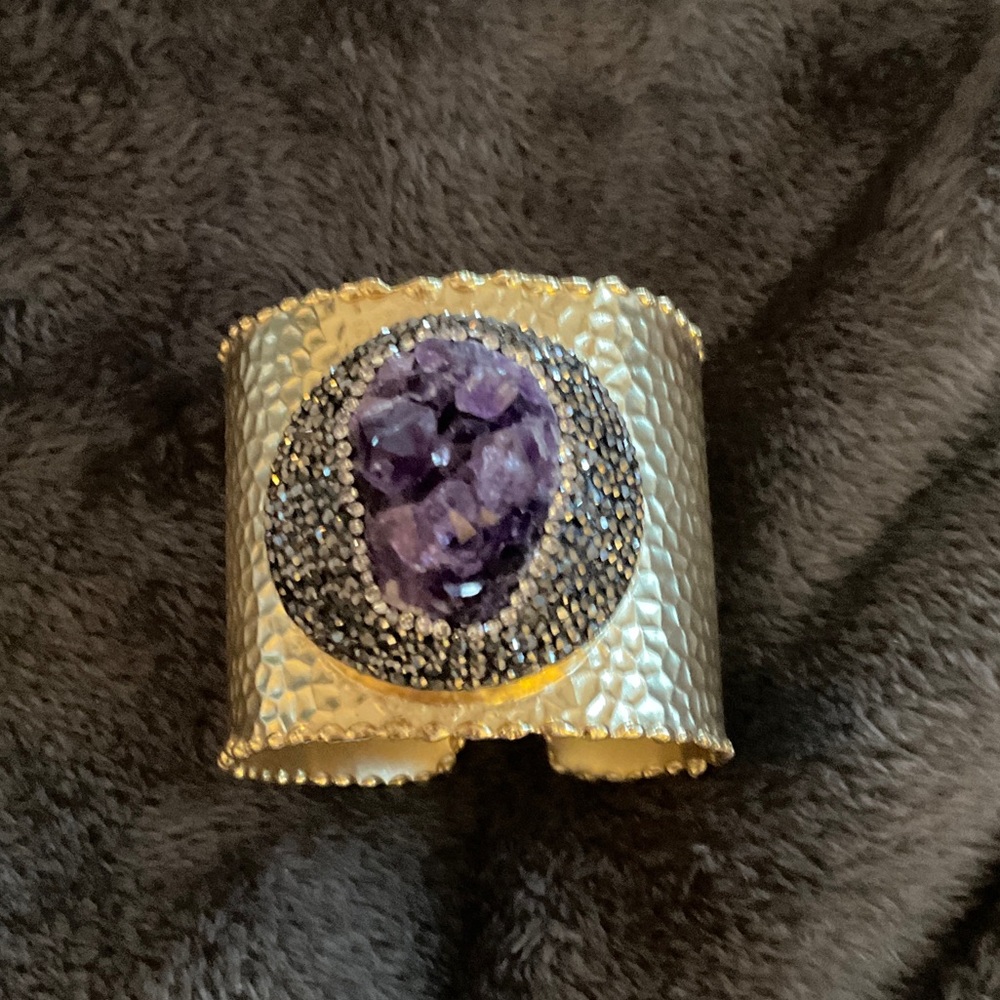 NEW GOLD CUFF BRACELET AMETHYST AND CRYSTALS STUNNING STATEMENT PIECE